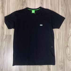 Hugo Boss Black Tee Shirt L